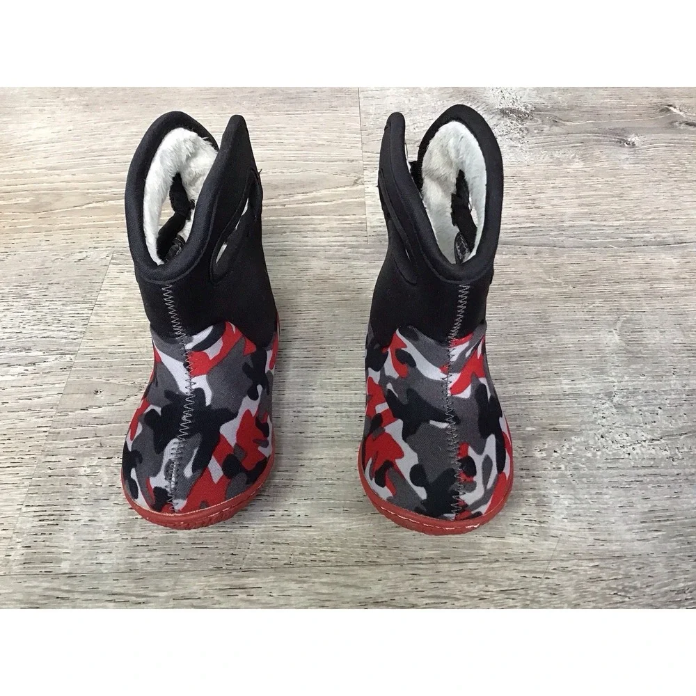Baby Bogs Toddler Boy Boots Size 4 Rain Snow Red Black Camo Pull On Waterproof